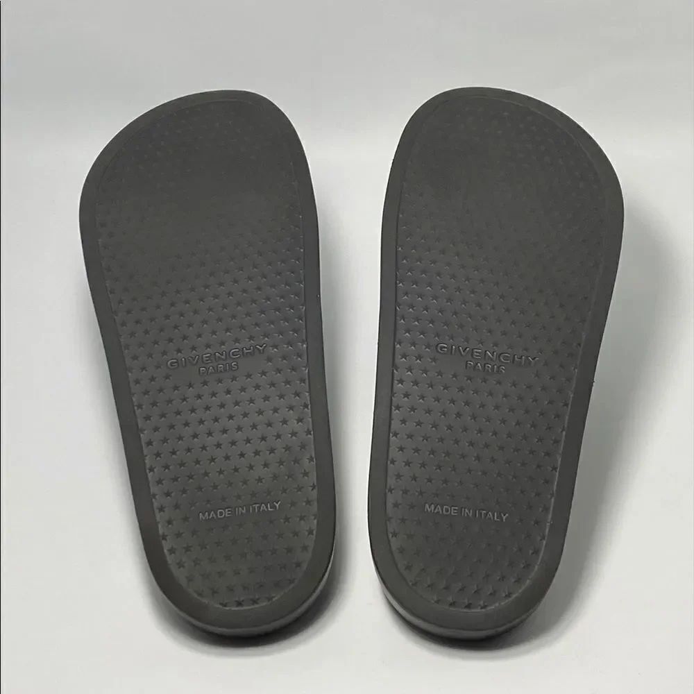 Givenchy Logo Pool Slides size 39 - Picture 11 of 13